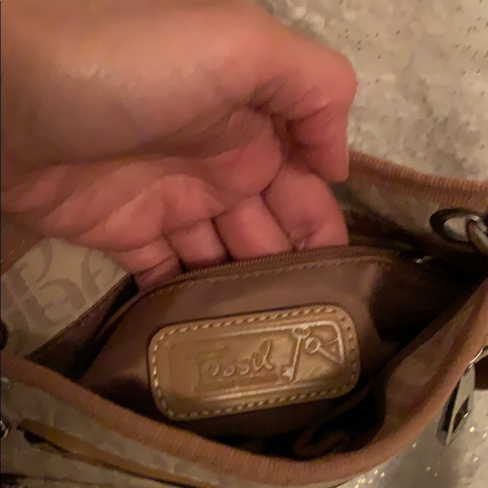 Fossil Cross Body - Picture 5 of 6